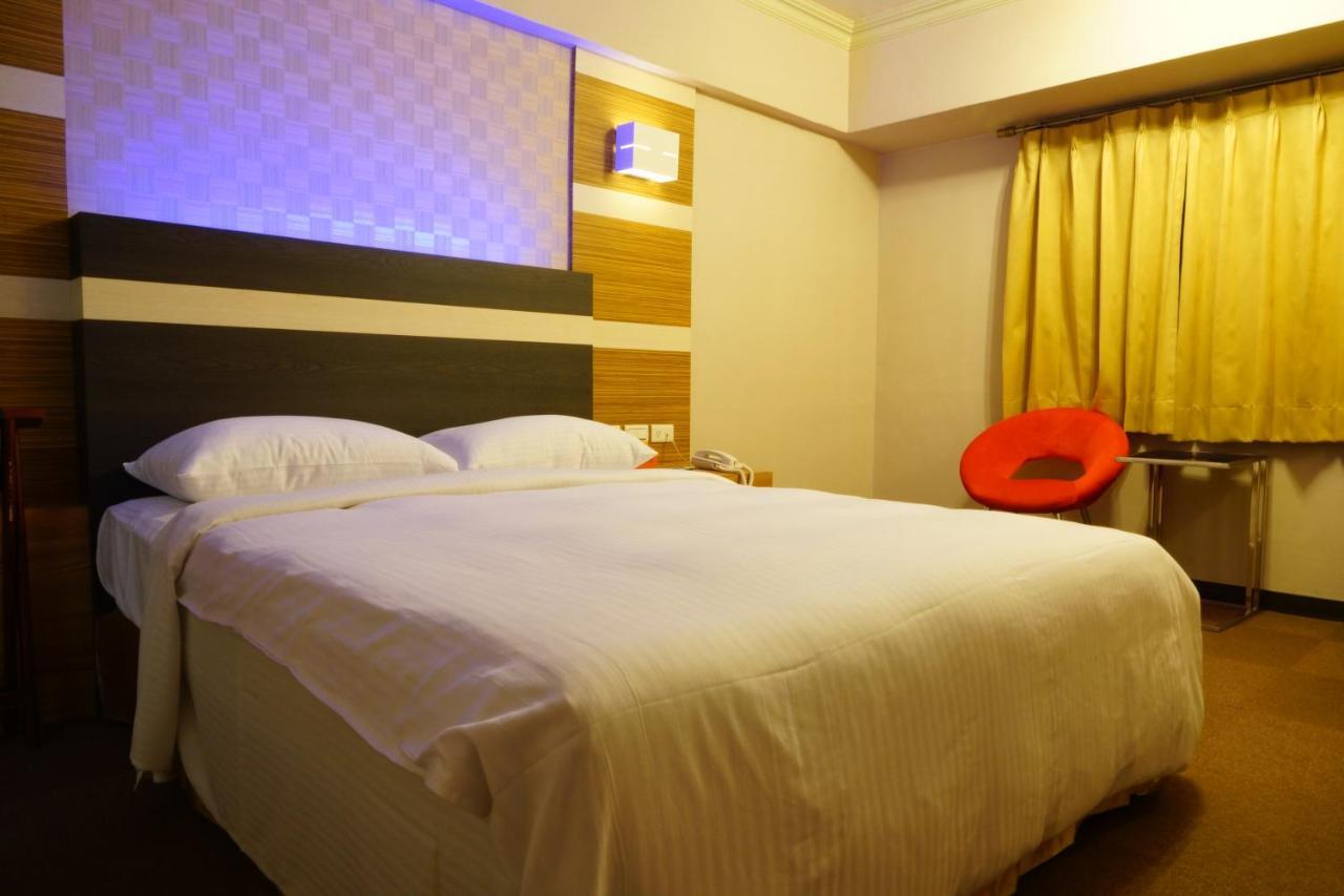 Ying Dai Hotel Tainan Exterior foto